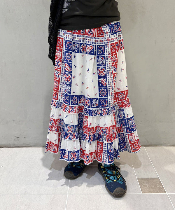 amaさんの「BEAMS WOMEN｜【別注】Kevin Cummins / 「Bjork」Photo T②」を使ったコーディネート