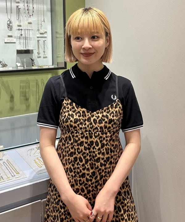 ナカノ アイさんの「BEAMS WOMEN｜FRED PERRY / The Twin Tipped Fred Perry Shirt」を使ったコーディネート