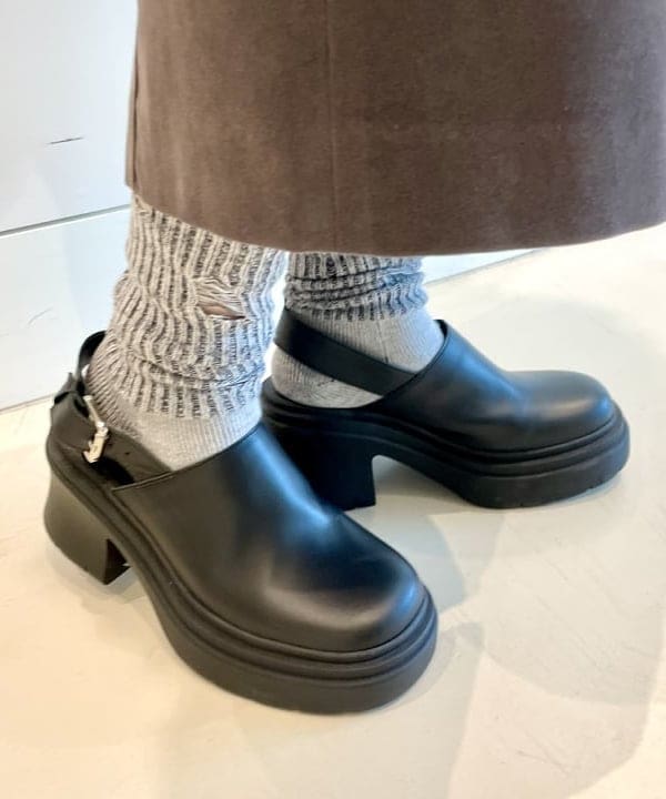 カタヤマ アヤさんの「BEAMS WOMEN｜【別注】Champion / リバースウィーブ(R) カーディガン」を使ったコーディネート