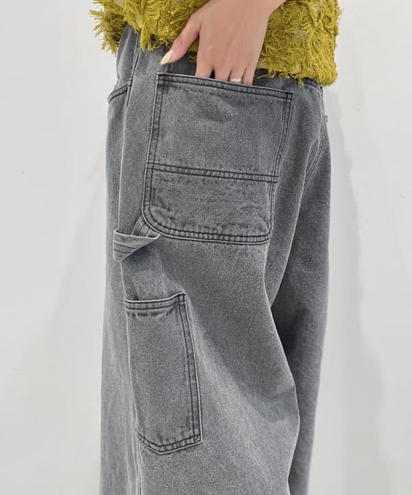 大木さんの「BEAMS WOMEN｜カット ジャカード フリンジ クルーネック ニット」を使ったコーディネート