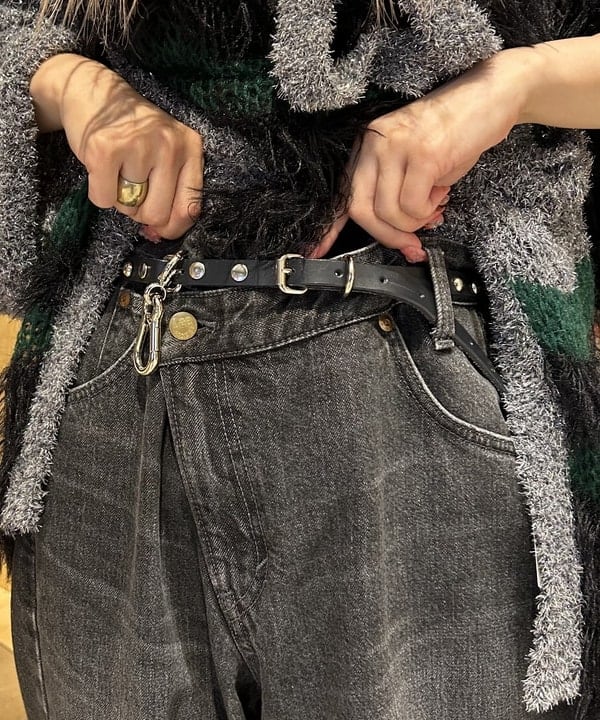 ando naoさんの「BEAMS WOMEN｜【別注】Lee &times; maturely / デニム アシメ パンツ」を使ったコーディネート