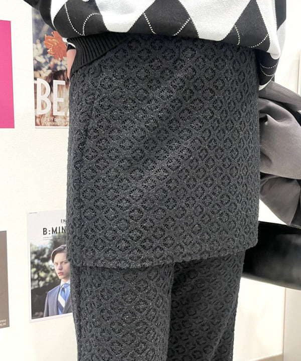 カタヤマ アヤさんの「BEAMS WOMEN｜4ボタン W ビッグ ジャケット」を使ったコーディネート