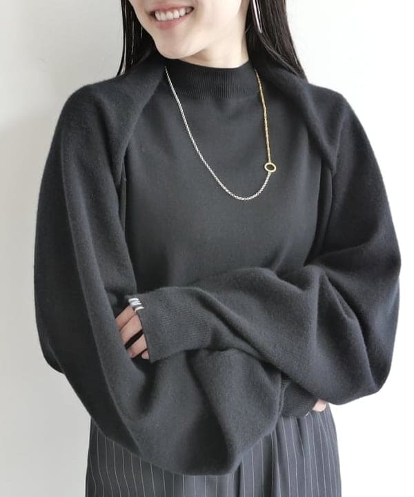 Ichika Hondaさんの「BEAMS WOMEN｜ポプリン ストライプ イージーパンツ」を使ったコーディネート