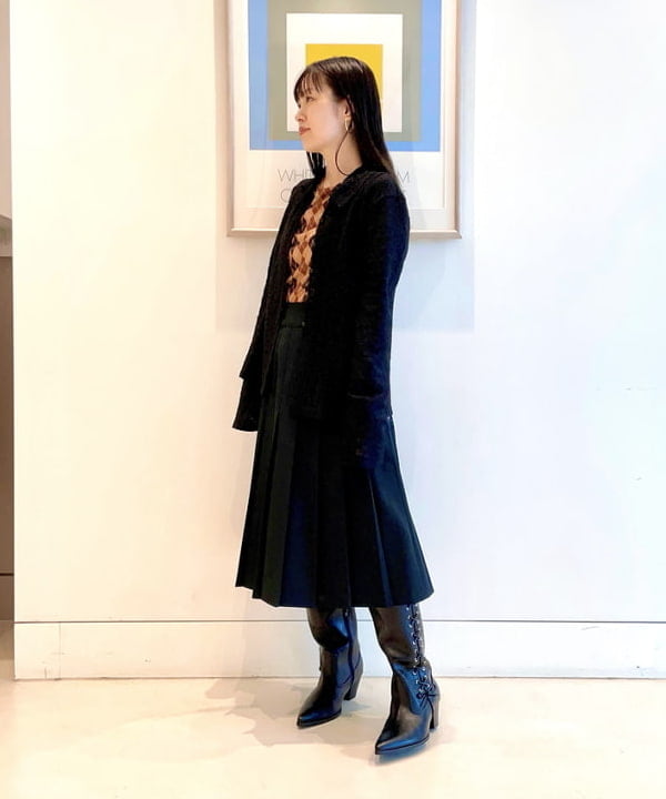 カタヤマ アヤさんの「BEAMS WOMEN｜起毛 レース シャツ」を使ったコーディネート