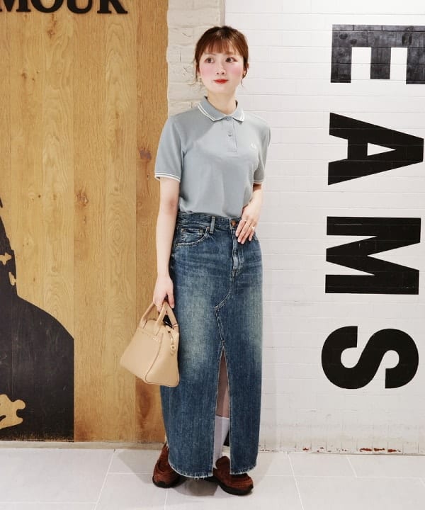 Joさんの「BEAMS WOMEN｜【別注】RED CARD TOKYO / Cameron デニムスカート」を使ったコーディネート