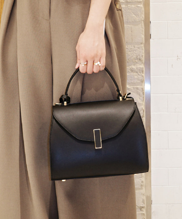 Joさんの「BEAMS WOMEN｜■ストライプ クロップド シャツ」を使ったコーディネート