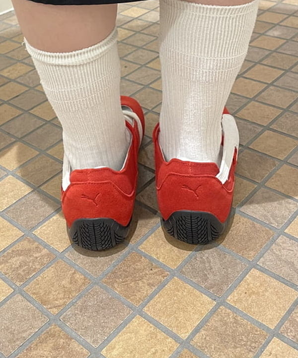 まゆちゃんさんの「BEAMS WOMEN｜ランダム タック ボリューム スカート」を使ったコーディネート