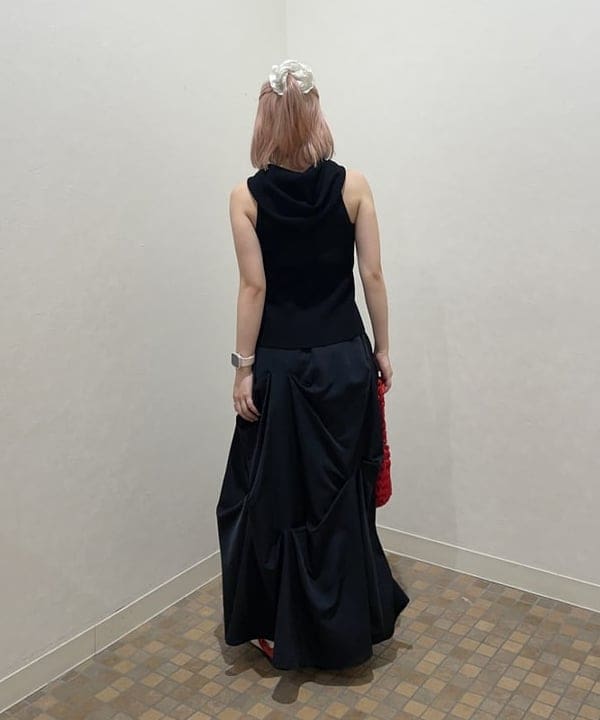 まゆちゃんさんの「BEAMS WOMEN｜ランダム タック ボリューム スカート」を使ったコーディネート