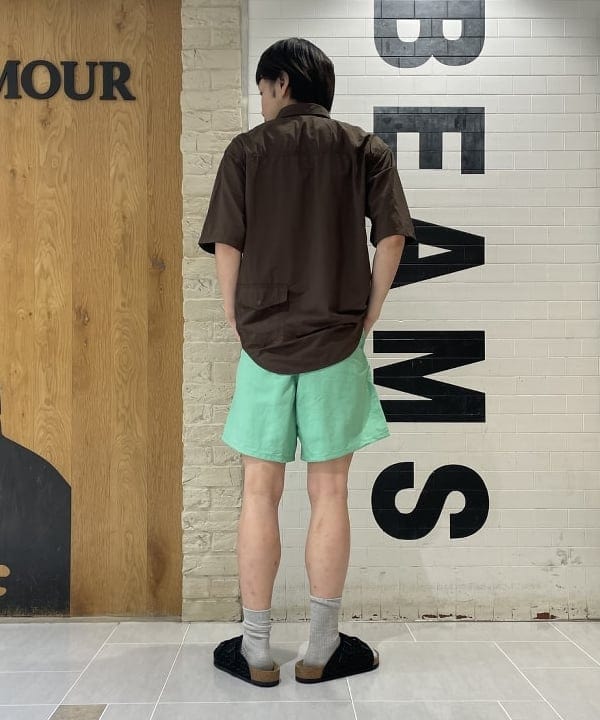 マツミヤさんの「BEAMS WOMEN｜アクティブ シャツ」を使ったコーディネート