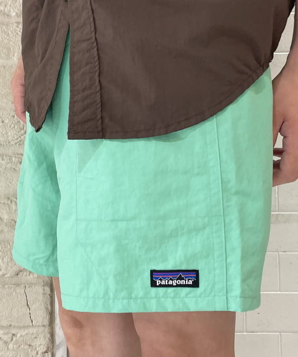 マツミヤさんの「BEAMS WOMEN｜アクティブ シャツ」を使ったコーディネート