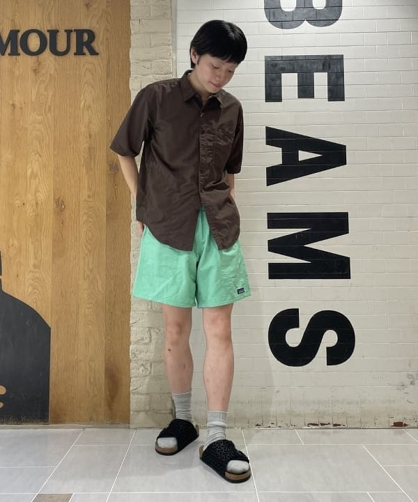 マツミヤさんの「BEAMS WOMEN｜アクティブ シャツ」を使ったコーディネート