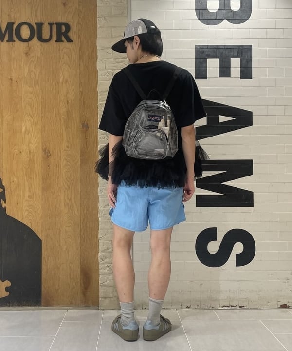 マツミヤさんの「BEAMS WOMEN｜JANSPORT / クリア ミニ パック」を使ったコーディネート
