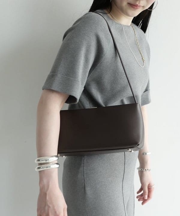 Ichika Hondaさんの「BEAMS WOMEN｜AK+1 / スムース ニットパンツ」を使ったコーディネート