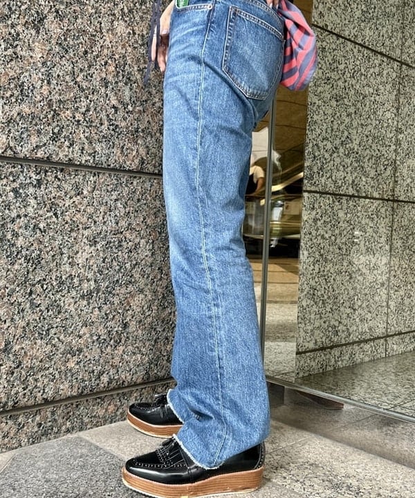 小原 もこさんの「BEAMS WOMEN｜【別注】Healthknit / ソフト スラブ Tシャツ」を使ったコーディネート