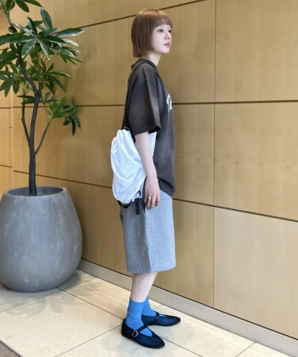 Hazukiさんの「BEAMS WOMEN｜フェード カレッジ Tシャツ」を使ったコーディネート