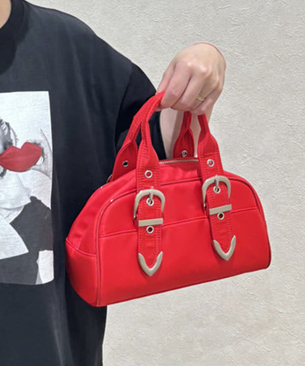 YABUさんの「BEAMS WOMEN｜ナイロン ボストン バッグ」を使ったコーディネート