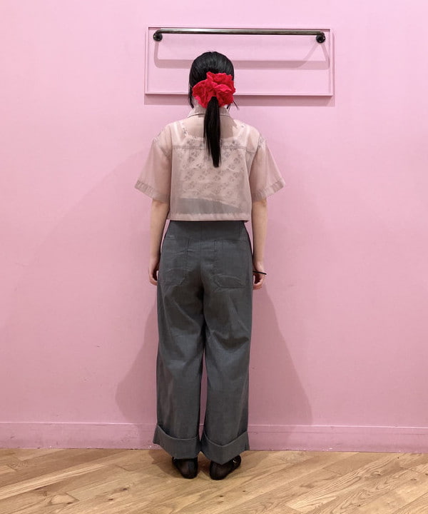 晶さんの「BEAMS WOMEN｜シアー クロップドシャツ」を使ったコーディネート