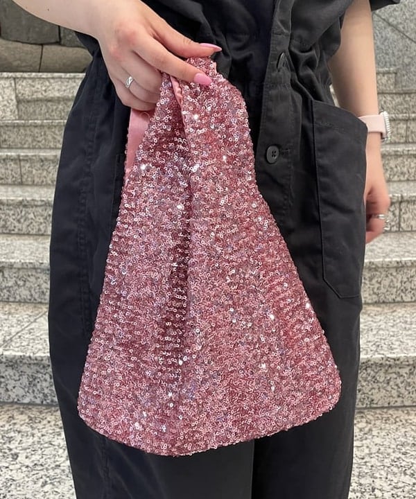 まゆちゃんさんの「BEAMS WOMEN｜スパンコール バッグ」を使ったコーディネート