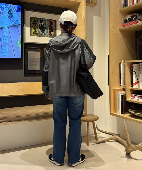 吉野 多恵さんの「BEAMS WOMEN｜【別注】Gramicci / 5ポケット デニム」を使ったコーディネート