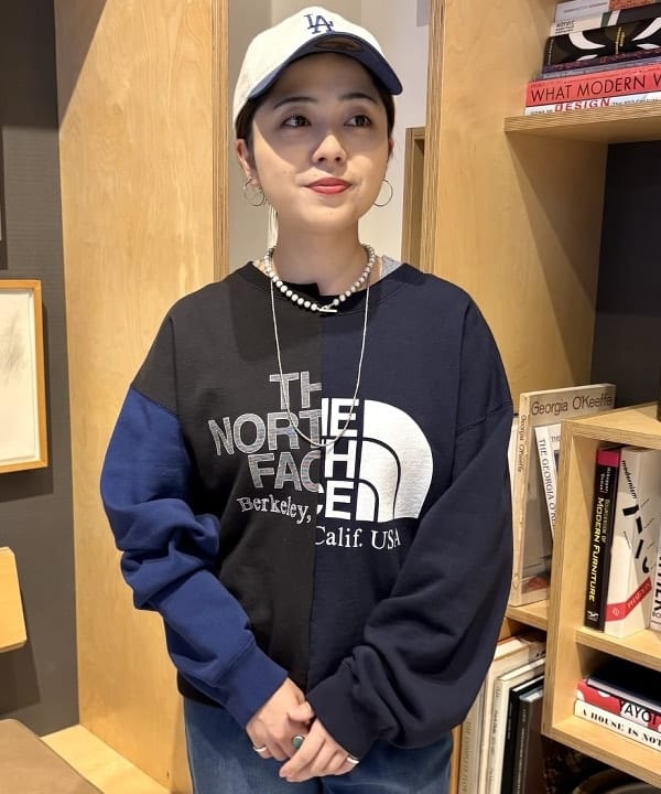 吉野 多恵さんの「BEAMS WOMEN｜【別注】Gramicci / 5ポケット デニム」を使ったコーディネート