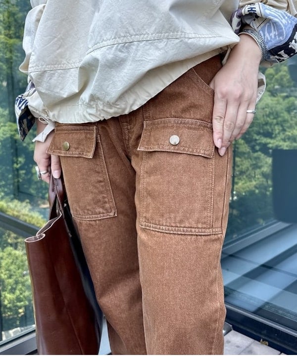 吉野 多恵さんの「BEAMS WOMEN｜デニム ブッシュ パンツ」を使ったコーディネート