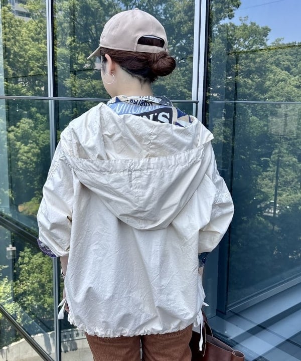 吉野 多恵さんの「BEAMS WOMEN｜デニム ブッシュ パンツ」を使ったコーディネート