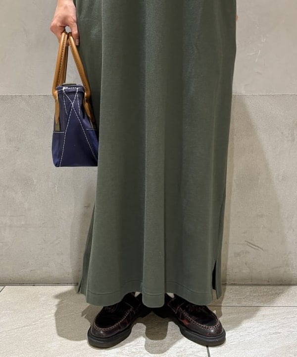 葵さんの「BEAMS WOMEN｜【別注】L.L.Bean / Deep Bottom Leather Handle Zip Tote Mini」を使ったコーディネート