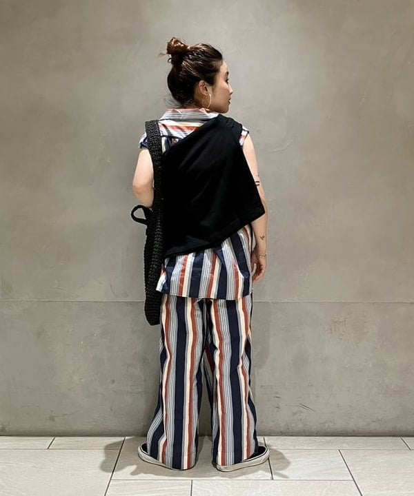 モモさんの「BEAMS WOMEN｜マルチストライプ ノースリーブ」を使ったコーディネート