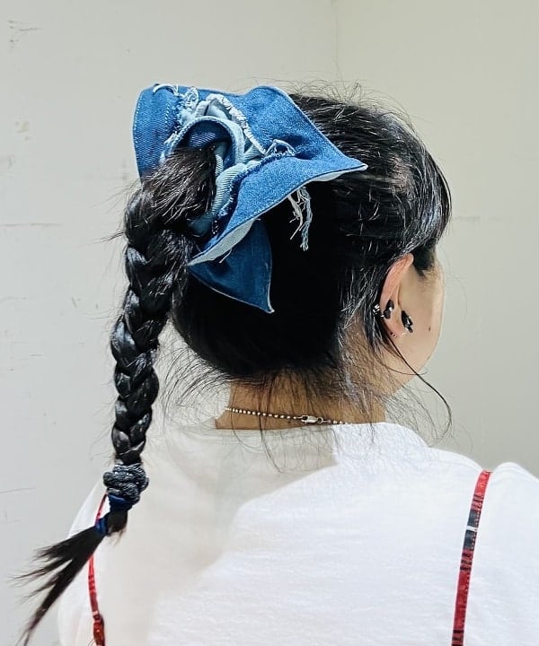 佐藤 歩さんの「BEAMS WOMEN｜【別注】Atlas Screen Printing / Dinosaur Tee」を使ったコーディネート