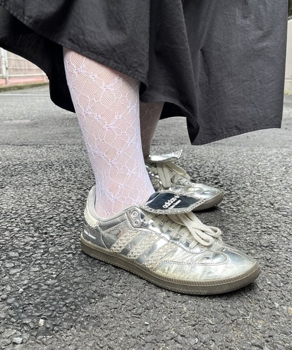 星野 真依さんの「BEAMS WOMEN｜ne Quittez pas / ドビー シャーリング ワンピース」を使ったコーディネート