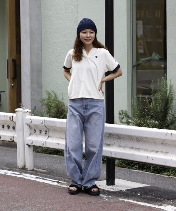 佐々木 南美さんの「BEAMS WOMEN｜【別注】Champion / ポロシャツ」を使ったコーディネート