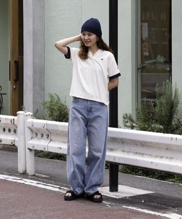 佐々木 南美さんの「BEAMS WOMEN｜【別注】Champion / ポロシャツ」を使ったコーディネート