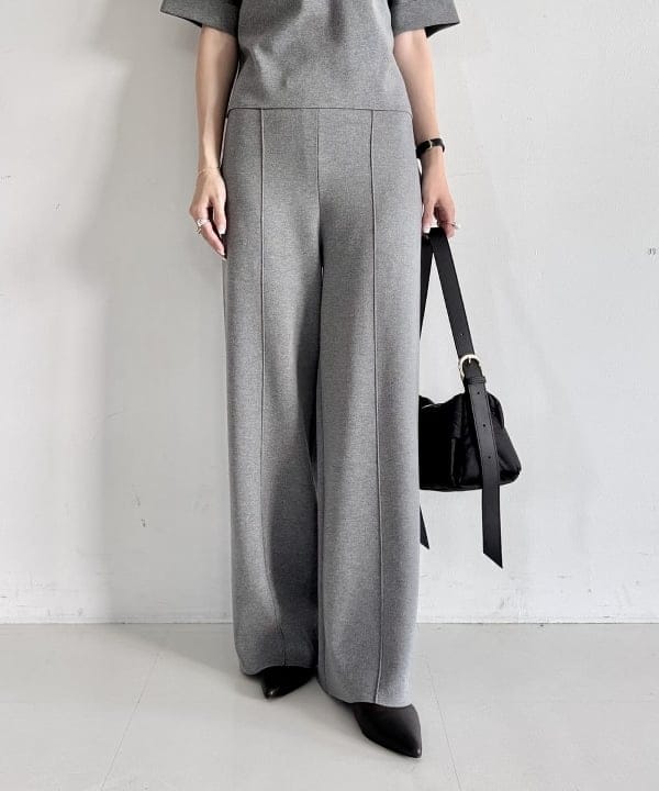 SANOさんの「BEAMS WOMEN｜AK+1 / 総針 ショート ニット」を使ったコーディネート