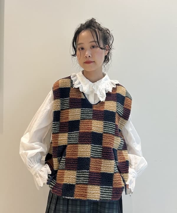 清水 彩乃さんの「BEAMS WOMEN｜シャンブレー ギャバ ショート フィッシング ジャケット」を使ったコーディネート