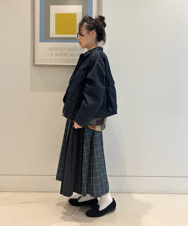 清水 彩乃さんの「BEAMS WOMEN｜シャンブレー ギャバ ショート フィッシング ジャケット」を使ったコーディネート