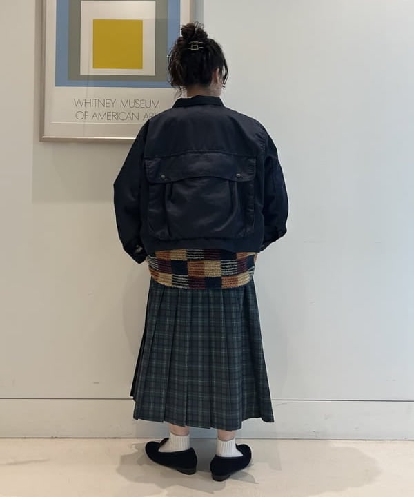 清水 彩乃さんの「BEAMS WOMEN｜シャンブレー ギャバ ショート フィッシング ジャケット」を使ったコーディネート