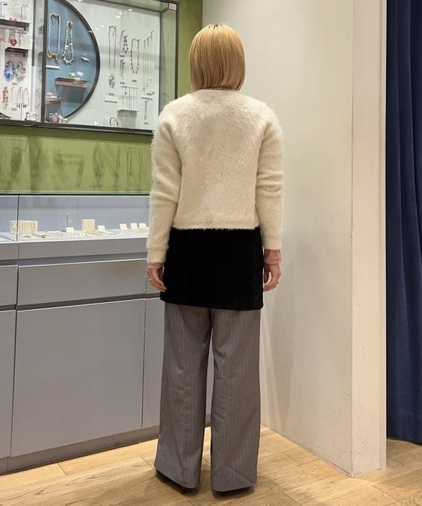 ナカノ アイさんの「BEAMS WOMEN｜【別注】FRED PERRY / Fluffy Crewneck Knit Cardigan」を使ったコーディネート