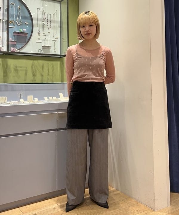 ナカノ アイさんの「BEAMS WOMEN｜【別注】FRED PERRY / Fluffy Crewneck Knit Cardigan」を使ったコーディネート