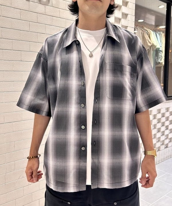 Shutoさんの「BEAMS WOMEN｜オンブレ チェック ルーズ シャツ」を使ったコーディネート