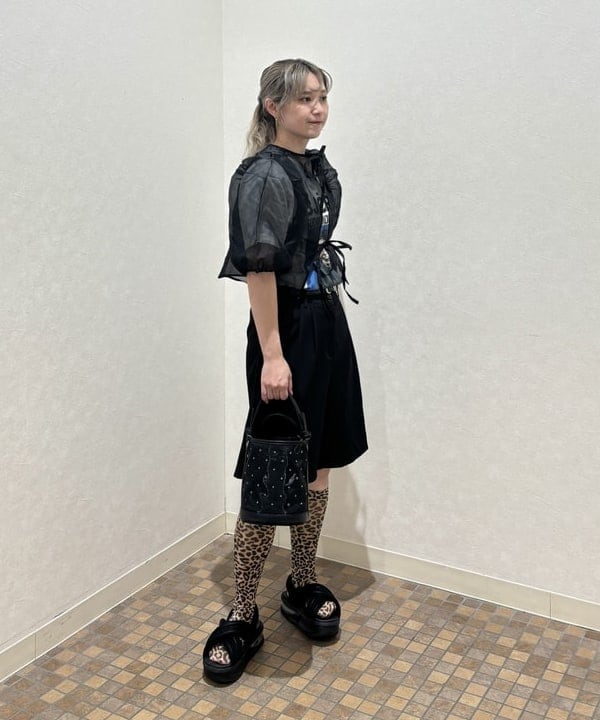 YABUさんの「BEAMS WOMEN｜メッシュ シャイニー バッグ」を使ったコーディネート