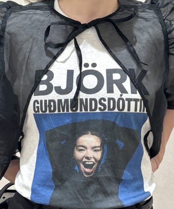 YABUさんの「BEAMS WOMEN｜メッシュ シャイニー バッグ」を使ったコーディネート