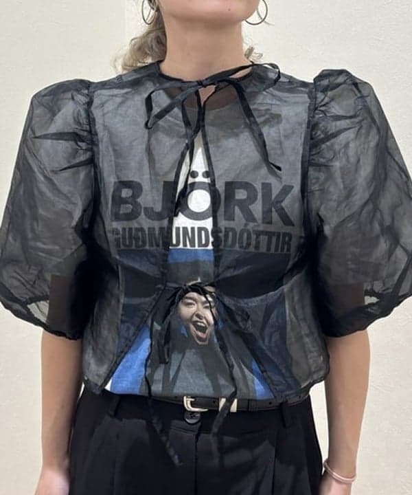 YABUさんの「BEAMS WOMEN｜メッシュ シャイニー バッグ」を使ったコーディネート