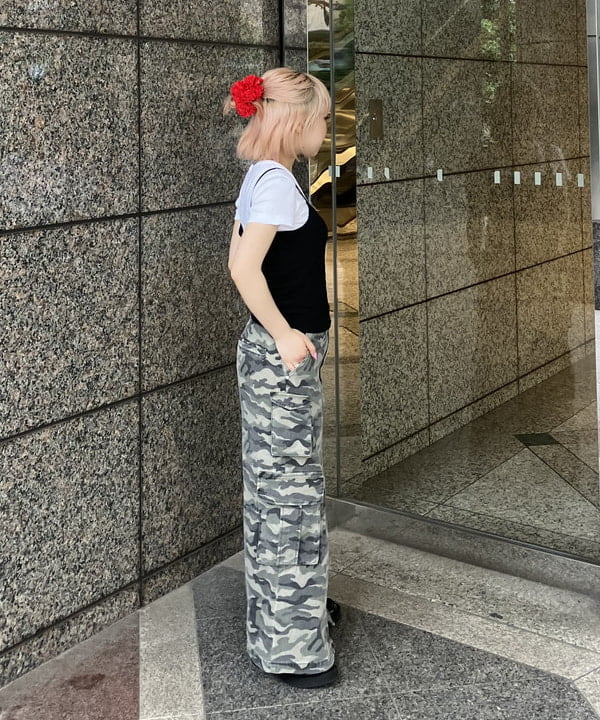 まゆちゃんさんの「BEAMS WOMEN｜カーゴ ポケット タイト スカート」を使ったコーディネート