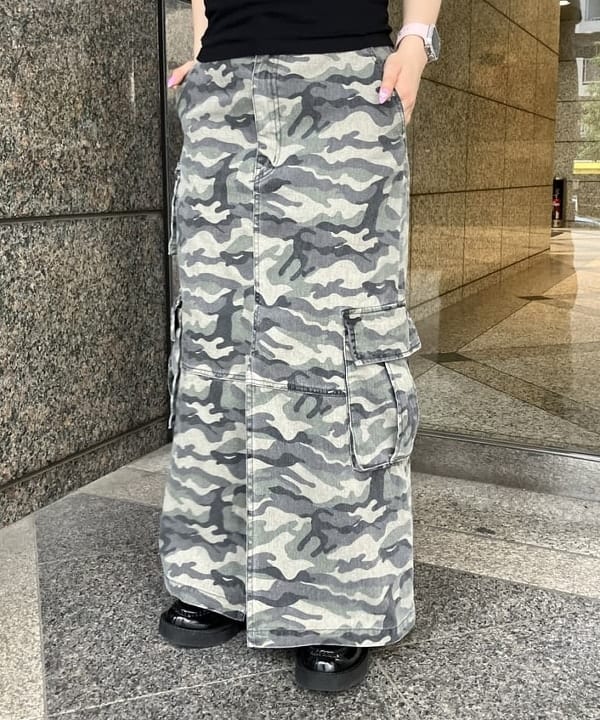 まゆちゃんさんの「BEAMS WOMEN｜カーゴ ポケット タイト スカート」を使ったコーディネート