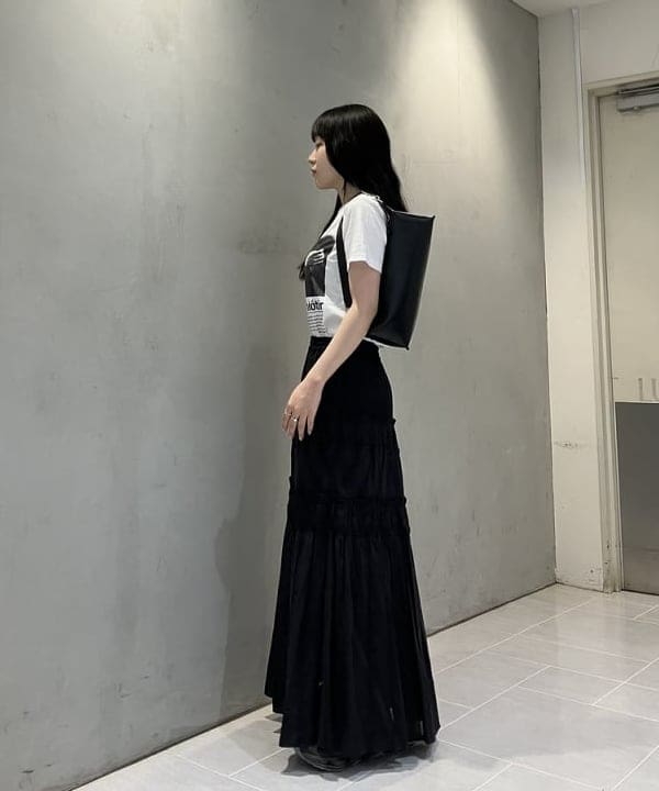 須賀さんの「BEAMS WOMEN｜ワイド 2WAY バッグ」を使ったコーディネート