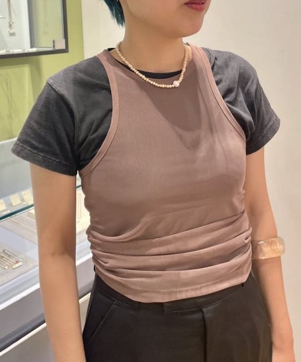 キホさんの「BEAMS WOMEN｜キリカエ プリーツ スカート」を使ったコーディネート