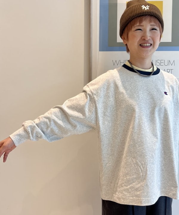 木村 梨香さんの「BEAMS WOMEN｜【別注】Champion / エルボーパッチ Tシャツ」を使ったコーディネート