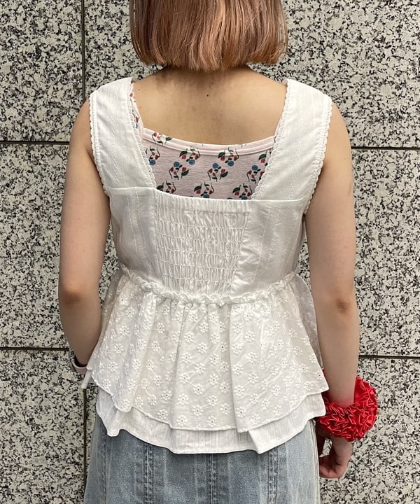 まゆちゃんさんの「BEAMS WOMEN｜デニム タック ミディアム スカート」を使ったコーディネート