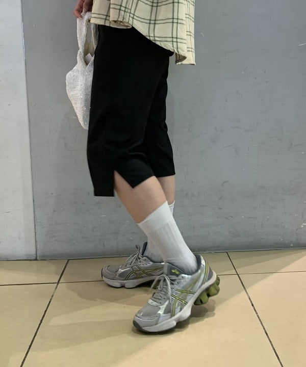 れいなさんの「BEAMS WOMEN｜スパンコール バッグ」を使ったコーディネート