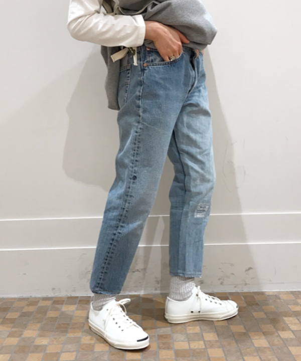 MAYURIさんの「BEAMS WOMEN｜BEAMS BOY / ラメ リブ クルー ソックス NEW」を使ったコーディネート